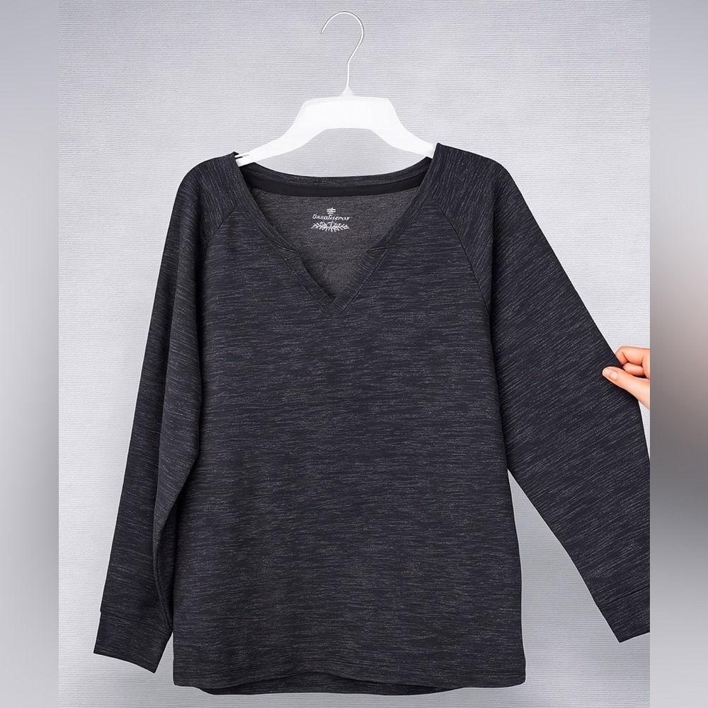 Bobbie Brooks Dark Gray Long Sleeve Thermal Top